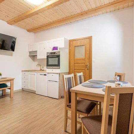 Apartamenty Stodola Jezierzany Eksteriør bilde